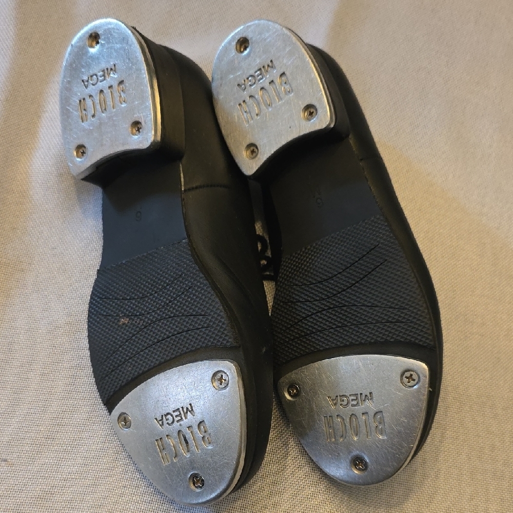 Bloch Black Kids Shoes - Picture 2 of 2